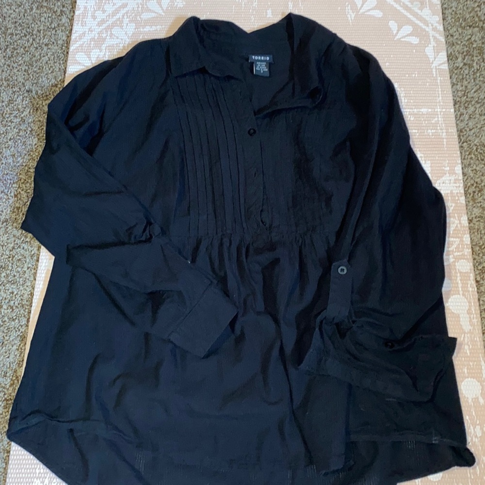 Torrid peplum button up blouse